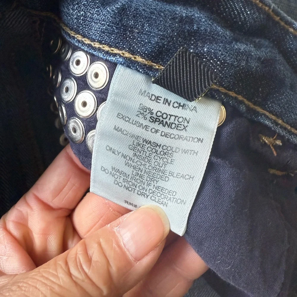 EXPRESS Studded Ripped Denim Skirt - size 00 - Picture 8 of 8